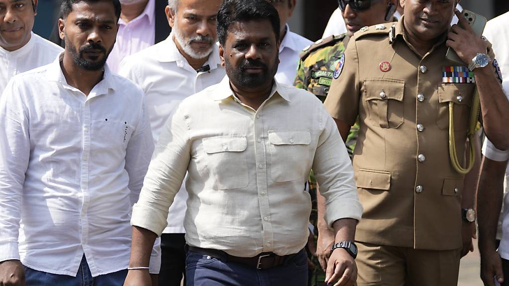 Die Nationale Volksmacht (NPP) unter dem Marxisten Dissanayake gewann 159 der 225 zu vergebenden Sitze. Foto: Eranga Jayawardena/AP