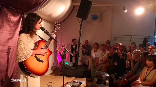 Katie Melua tauscht Millionenpublikum gegen Keller-Konzert