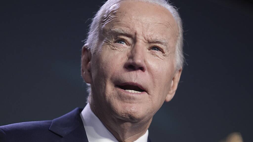 Joe Biden, Präsident der USA, hält eine Rede vor der National Association of Counties Legislative Conference. Foto: Evan Vucci/AP/dpa