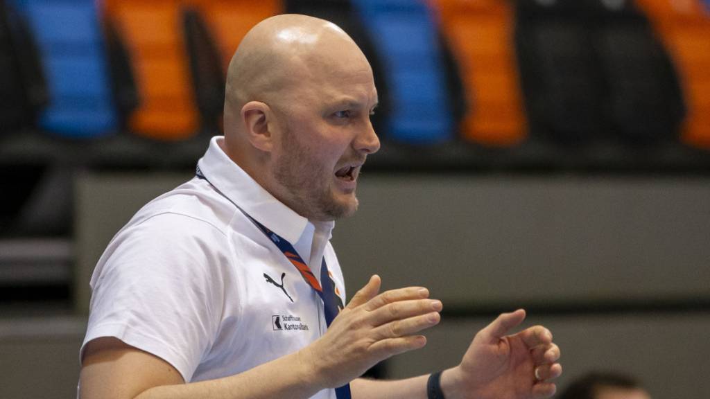 Trainer Adalsteinn Eyjolfsson kann sich über den Einzug in die Gruppenphase der European League freuen