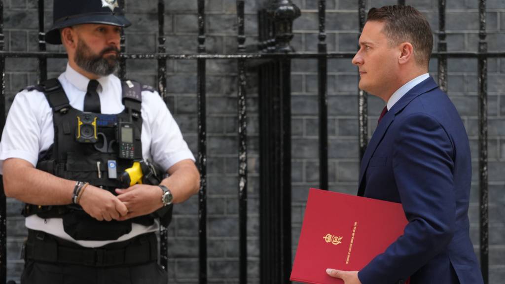 Der britische Ex-Gesundheitsminister Wes Streeting kommt zu einer Kabinettssitzung in der Downing Street. Foto: Kirsty Wigglesworth/AP/dpa