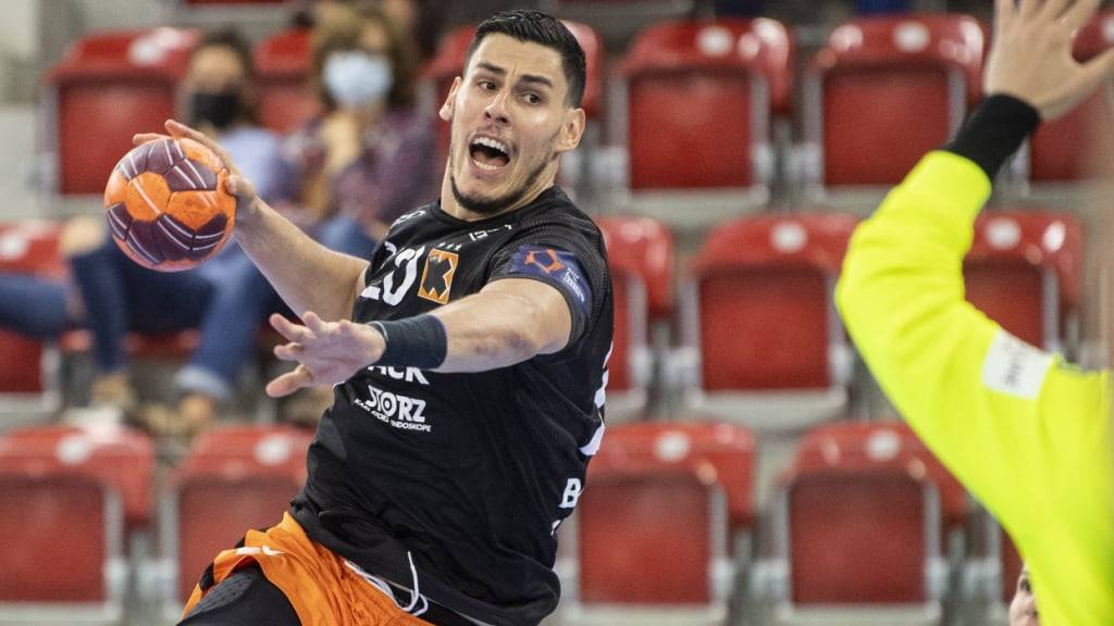 Luka Maros traf für die Kadetten in Kroatien zum Sieg