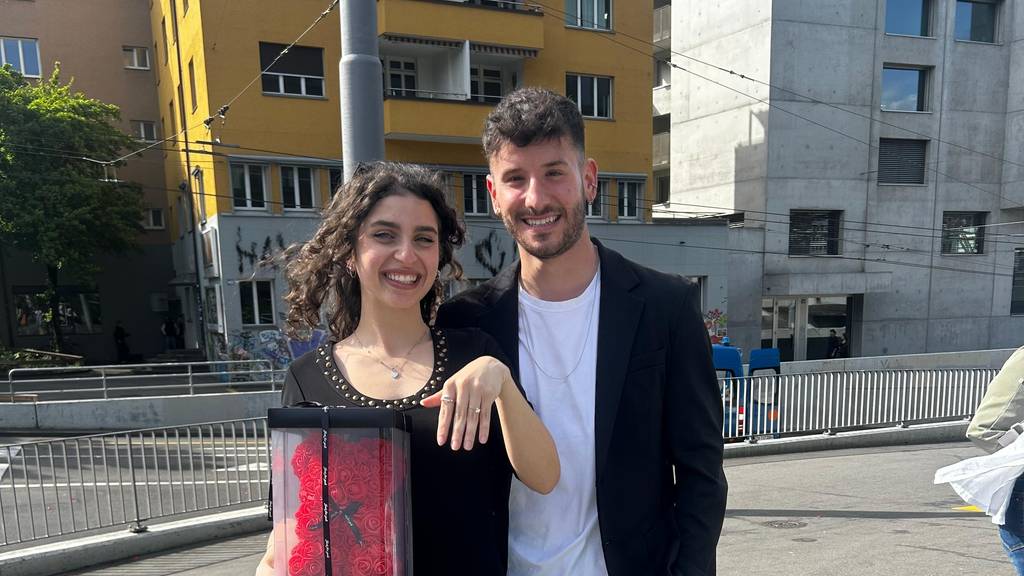 Rita und Yigit verloben sich am 1. Mai und werden fast von Polizei aufgehalten