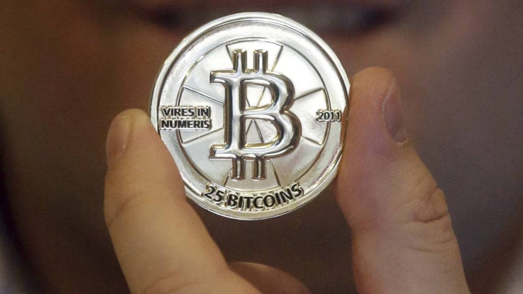 Der Bitcoin-Kurs trat in den vergangenen Wochen auf der Stelle. Doch jetzt gibt es wieder ein Rekordhoch. (Archivbild)