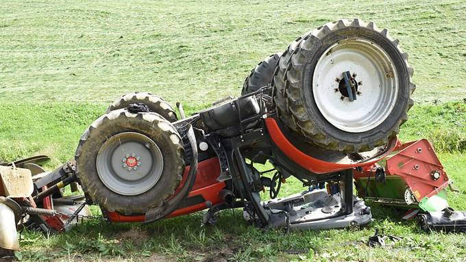 17-Jährige nach Unfall mit Traktor schwer verletzt