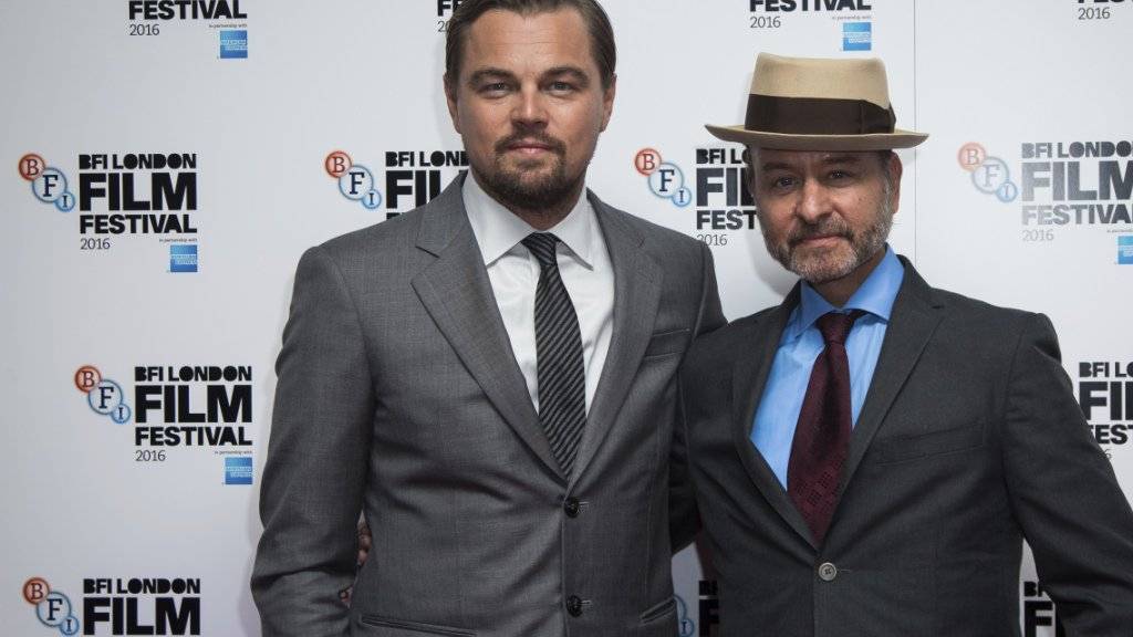Gemeinsam für den Umweltschutz: Schauspieler Leonardo DiCaprio und Regisseur Fisher Stevens präsentieren ihren Dokumentarfilm «Before the Flood» in London.
