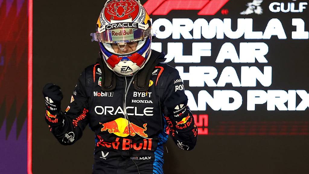 Weltmeister Max Verstappen präsentiert sich auch zu Beginn der neuen Formel-1-Saison in Jubelpose