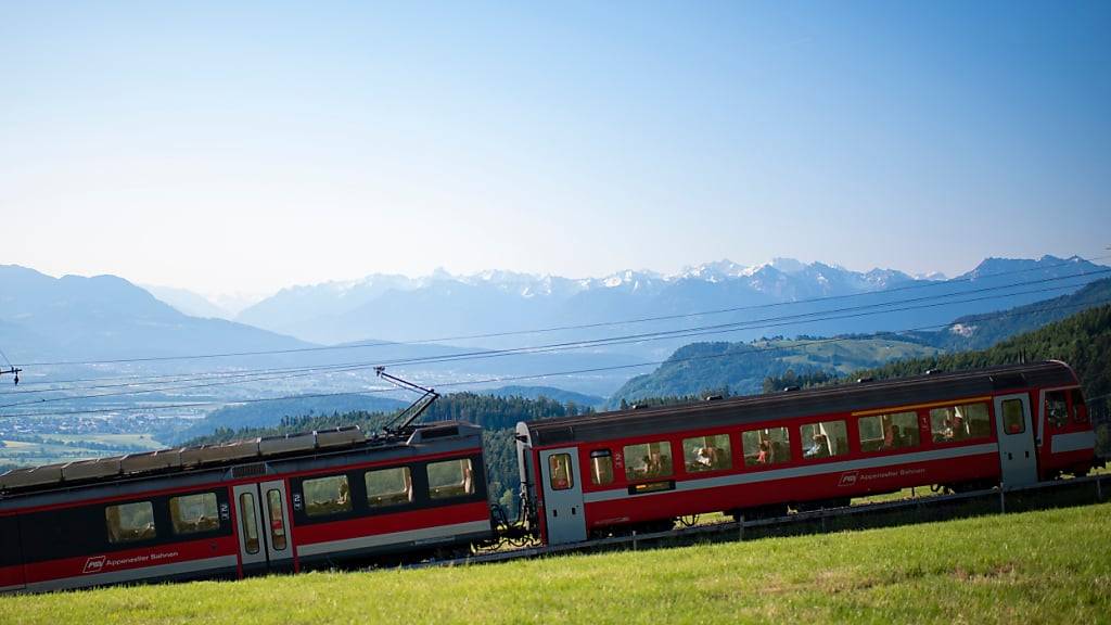 Die Zahnradbahn der Appenzeller Bahnen zwischen Altätten SG und Gais AR fällt aufgrund von Schäden an den Triebfahrzeugen aus. (Archivbild)