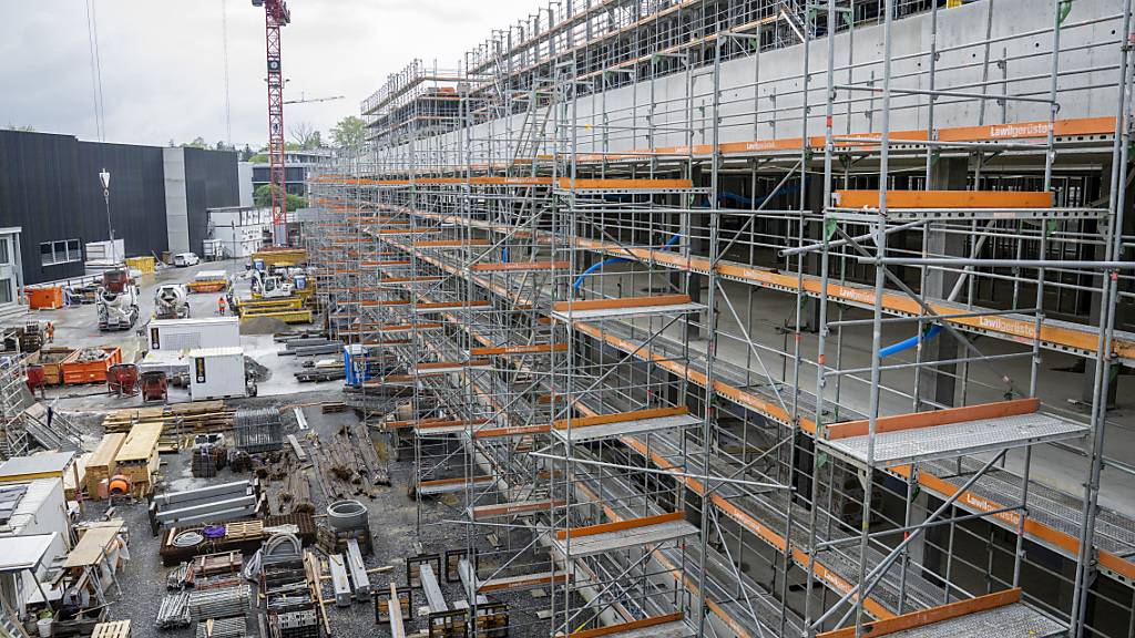 Neubau Luzerner Kinder- und Frauenklinik auf Kurs