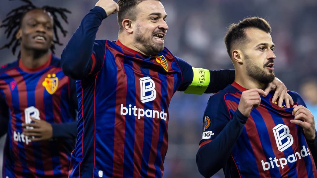 Der FC Basel mit Captain Xherdan Shaqiri (Mitte) spielt den Cup-Achtelfinal gegen Grand-Saconnex vor Heimpublikum