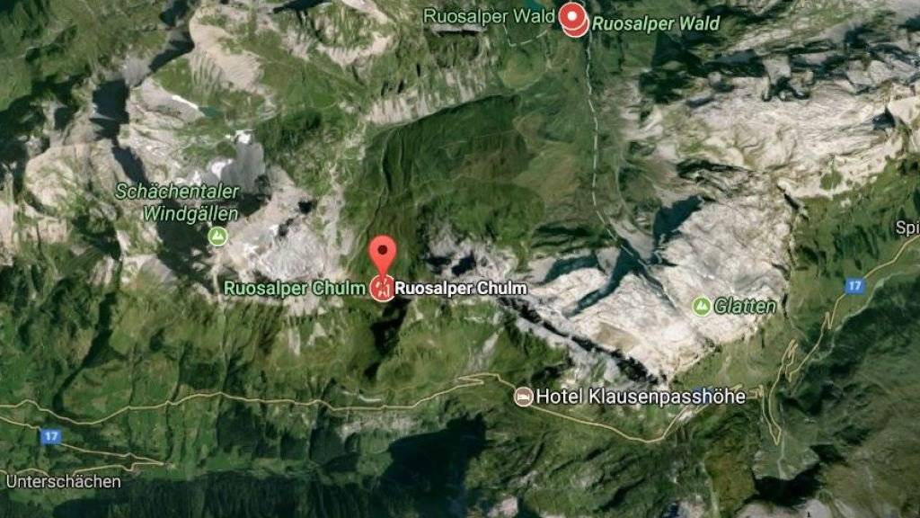 Im Gebiet Ruosalp in der Urner Gemeinde Unterschächen hat ein Felssturz zwei Personen verschüttet.
