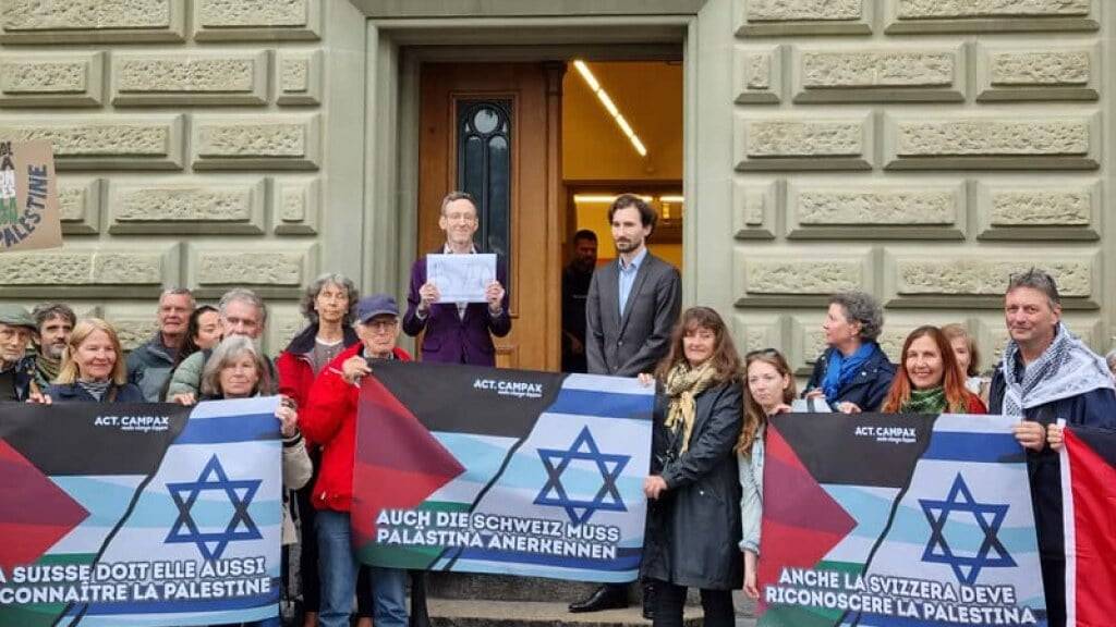 Am Montag sind die Unterschriften der Petition in Bern übergeben worden.