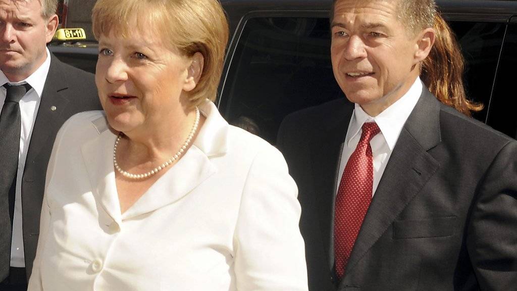 Die deutsche Bundeskanzlerin Angela Merkel und ihr Ehemann besuchten am Sonntag das Debüt von Starsopranistin Anna Netrebko als Aida bei den Salzburger Festspielen. (Archivbild)