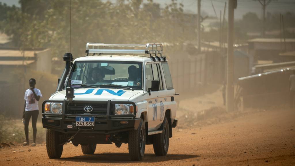 ARCHIV - Ein Geländewagen der Mission Unmiss der Vereinten Nationen ist auf den Straßen von Juba unterwegs (Archivbild). Foto: Michael Kappeler/dpa