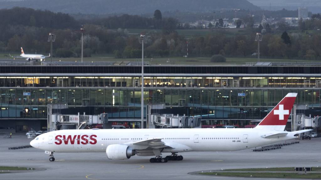 Laut einer Studie von Sotomo ist eine Mehrheit der Schweizer Bevölkerung stolz auf die Schweizer Luftfahrt. (Archivbild)
