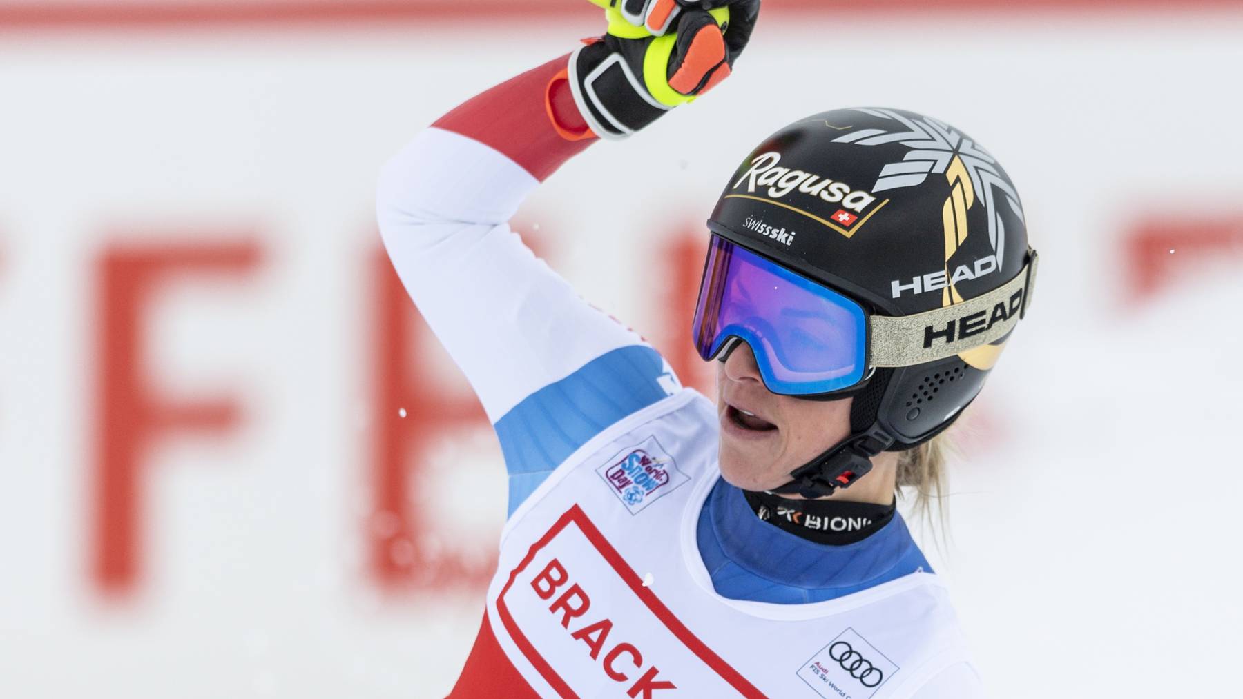Lara Gut-Behrami Super-G St. Moritz 11.12.2021