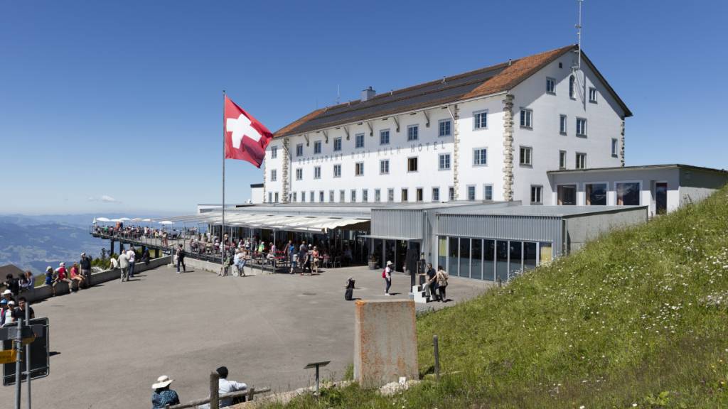 Auch im Monat Juni sind die Übernachtungszahlen in Schweizer Hotels gegenüber dem Vorjahr zurückgegangen. Grund dafür sind die sinkenden Besucherzahlen aus Asien.(Symbolbild)