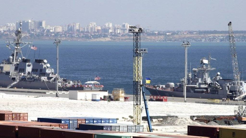 Blick auf den Schwarzmeerhafen in Odessa in der Ukraine. (Archivbild)