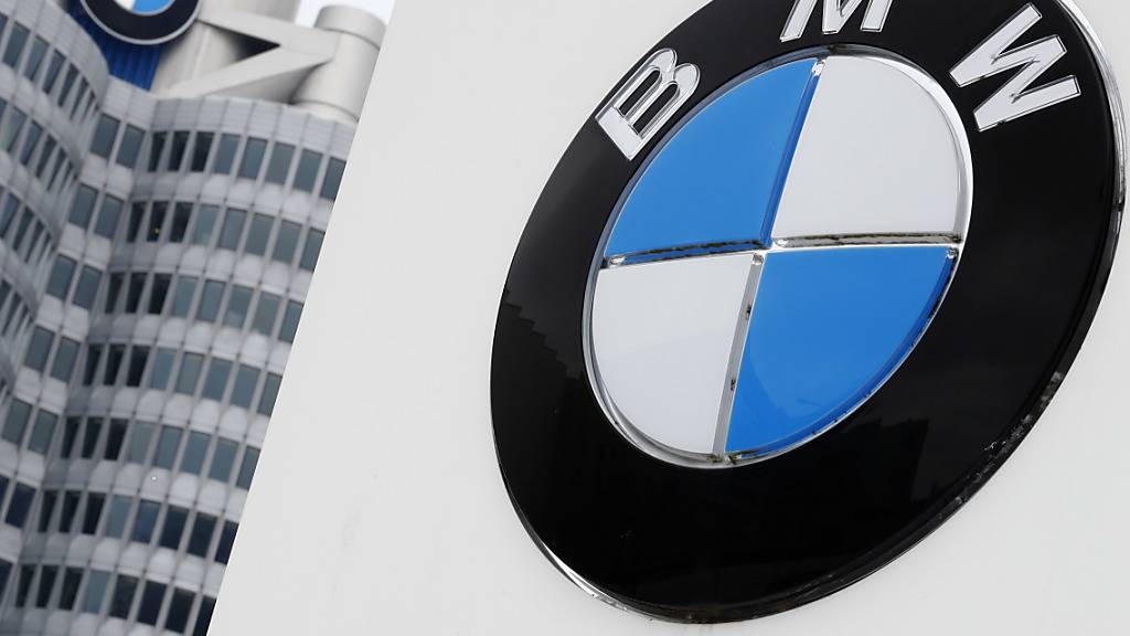 Der deutsche Autokonzern BMW muss in den USA eine hohe Geldstrafe zahlen. BMW soll seine Verkaufszahlen geschönt haben. (Archivbild)
