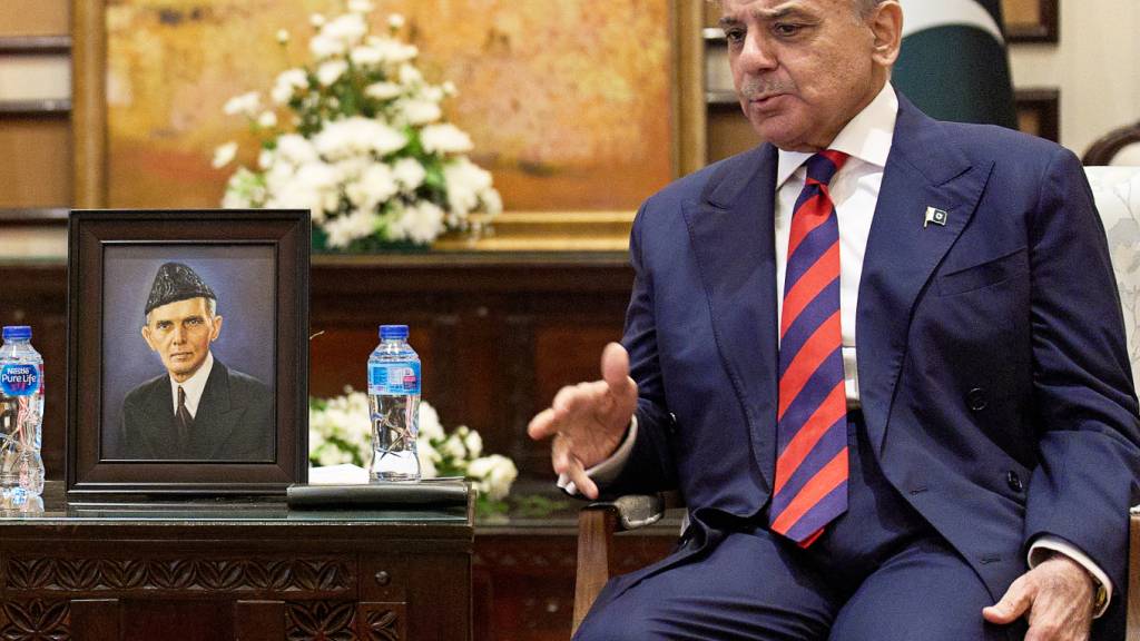 Nach Iran-Gesprächen: Pakistans Premier reist zu Vermittlern