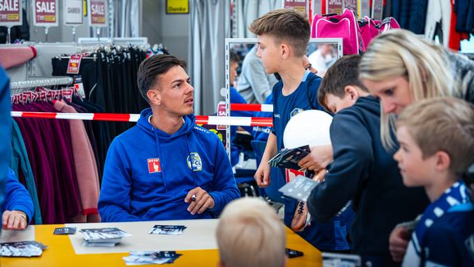 Besucherrekord bei FCL-Autogrammstunde in Sursee