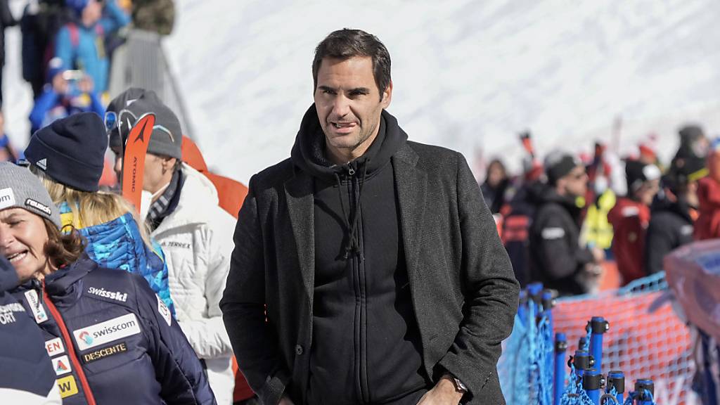 Bei Roger Federer werden die Skirennfahrerinnen zu Groupies