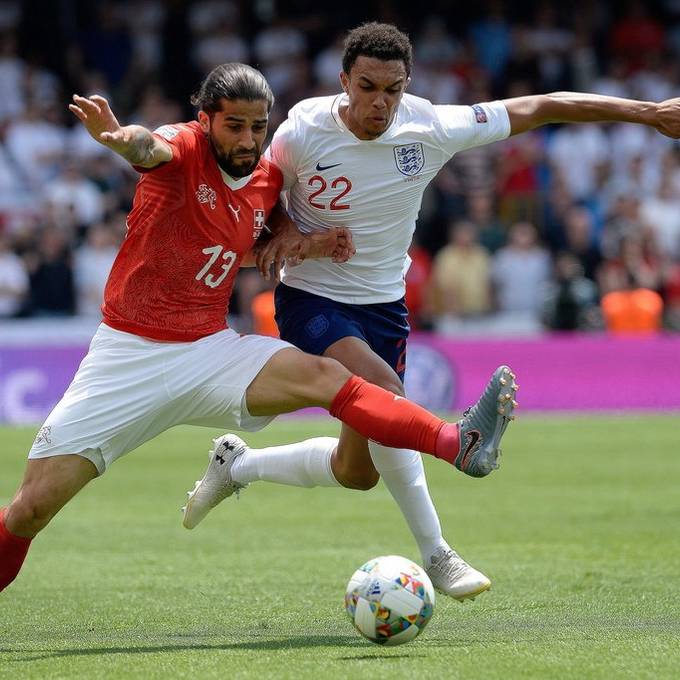 Schweizer unterliegen England im Penaltyschiessen