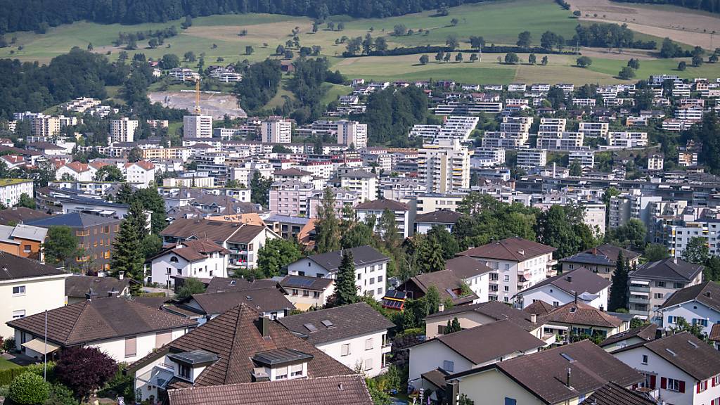 In der Stadt Kriens LU verursachen die Bäche des Pilatus immer wieder Überschwemmungen. (Archivaufnahme)