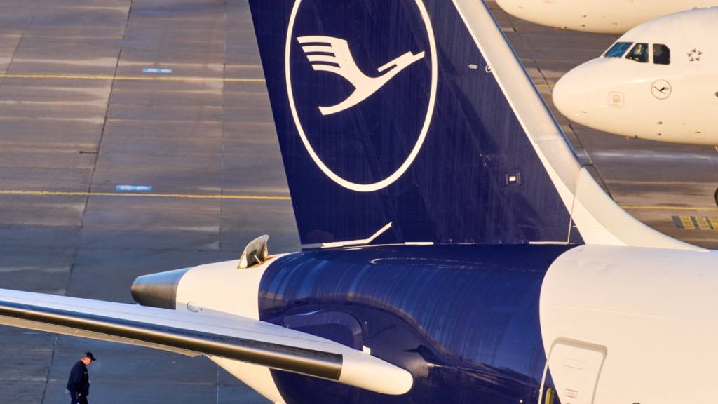 Lufthansa-Gruppe setzt Absicherung von Kerosinpreisen temporär aus