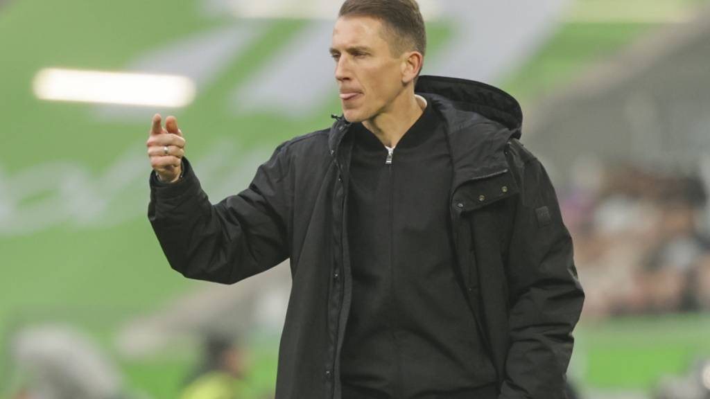 Dieter Hecking ersetzt in Wolfsburg Daniel Bauer