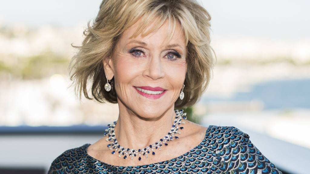 ARCHIV - US-Schauspielerin Jane Fonda bei den 71. internationalen Filmfestspielen in Cannes. Der Hollywood-Star soll Ende Februar 2021 den Golden-Globe-Ehrenpreis «Cecil B. DeMille Award» entgegennehmen, wie der Verband der Auslandspresse in Los Angeles mitteilte. Foto: Arthur Mola/Invision/AP/dpa
