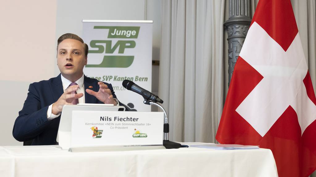 Parteipräsident Nils Fiechter solle sich klar von der «Jungen Tat» distanzieren.
