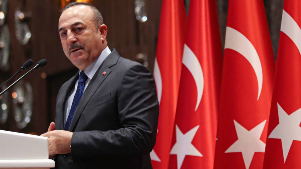 ARCHIV - Mevlüt Cavusoglu, Außenminister der Türkei, spricht bei einer Pressekonferenz. Foto: -/Pool Turkish Foreign Ministry/AP/dpa