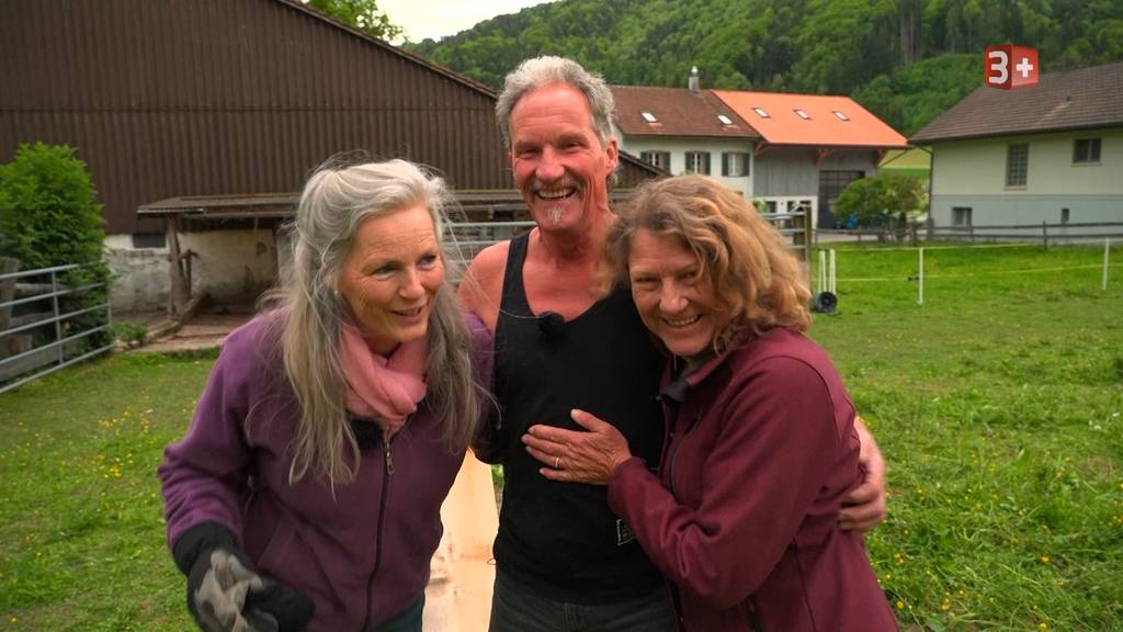 Wer am meisten Pferdemist schaufelt, bekommt von Jonny ein Küsschen