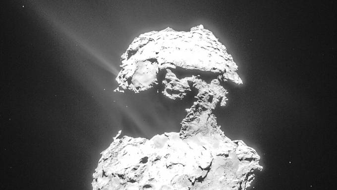 Komet Chury leuchtet ultraviolett