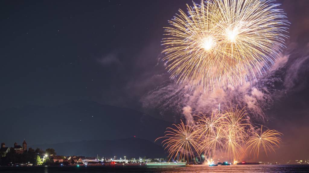 Die Sonderbewilligung für das grosse Feuerwerk stiess im Vorfeld in Teilen der Bevölkerung auf Kritik.