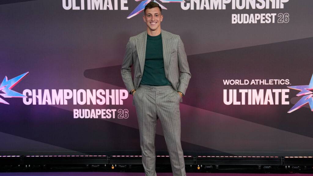 Ehammer posiert Anfang September auf dem roten Teppich der Ultimate Championship als Weltrekordhalter im Siebenkampf