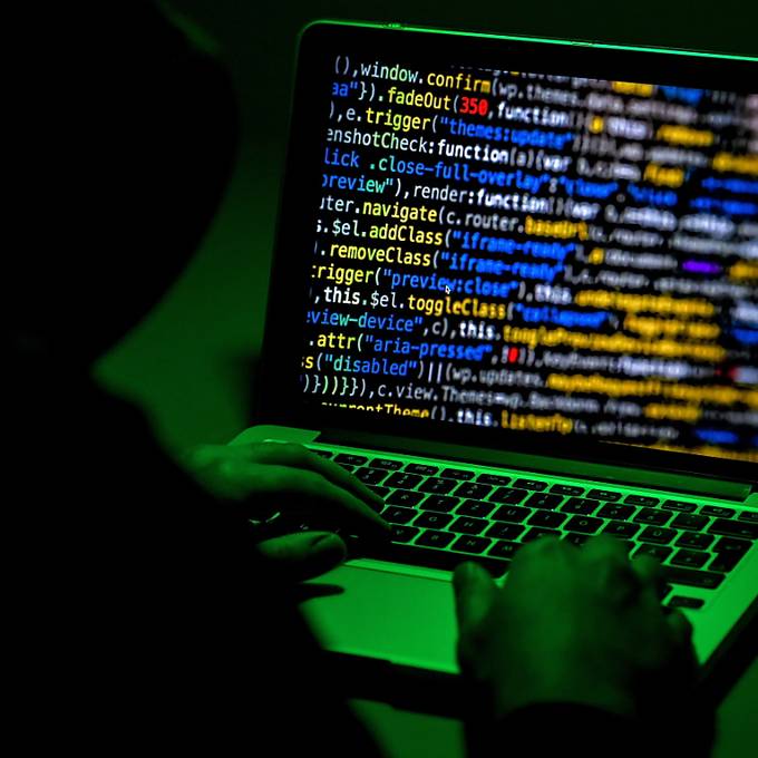 Studie: Fast Hälfte der Grossunternehmen Opfer von Cyberangriffen