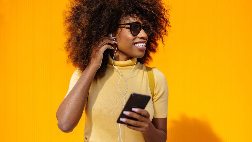 Bestimme, was für Musik bei Radio 24 läuft