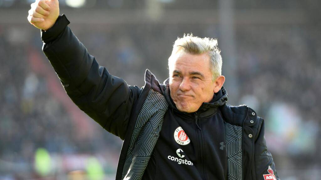 Der neue GC-Trainer Olaf Janssen 2017 in seiner Funktion als Co-Trainer von St. Pauli