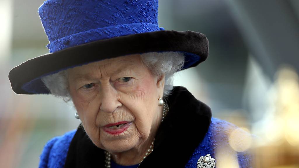 ARCHIV - Die britische Königin Elizabeth II. sucht einen neuen Gärtner. Foto: Steven Paston/PA Wire/dpa