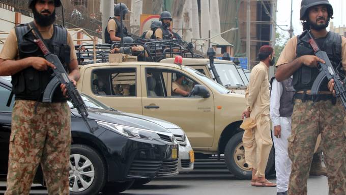 Mindestens sieben Tote bei Angriff auf pakistanische Börse