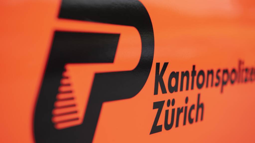 Die Kantonspolizei Zürich hat am Donnerstag in Adliswil ZH zwei Betäubungsmittelhändler festgenommen und mehrere Kilogramm Drogen sichergestellt. (Archivbild)