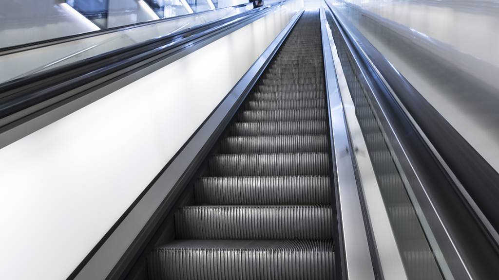 Schindler liefert Rolltreppen für den Flughafen in Riad. (Symbolbild)