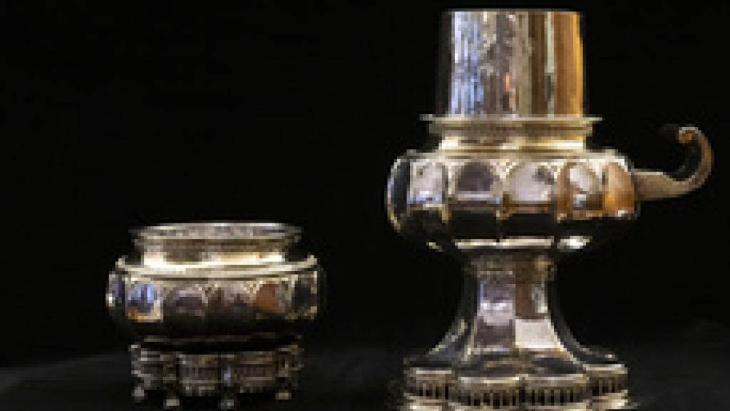 Ein seltenes Zeugnis der mittelalterlichen Goldschmiedekunst Schaffhausens kehrt nach 180 Jahren zurück in die Schweiz: den vergoldeten Silberpokal haben die Schaffhauser Behörden damals verkauft, jetzt findet er seinen Platz in der Dauerausstellung des Museums zu Allerheiligen.