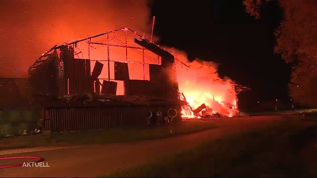 Zwei Brände in Kriegstetten: Feuer zerstört Scheune und greift Gartenhaus an