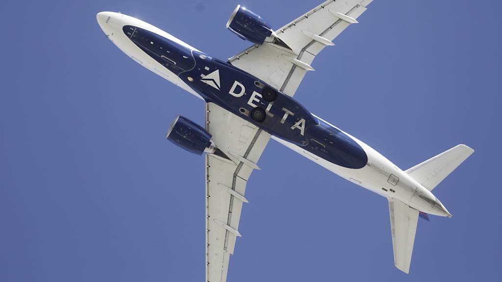 Die US-Fluggesellschaft Delta Air Lines will nach Aufhebung von gegenseitigen Blockaden zwischen den USA und China bald wieder regelmässig nach Schanghai fliegen. (Archivbild)