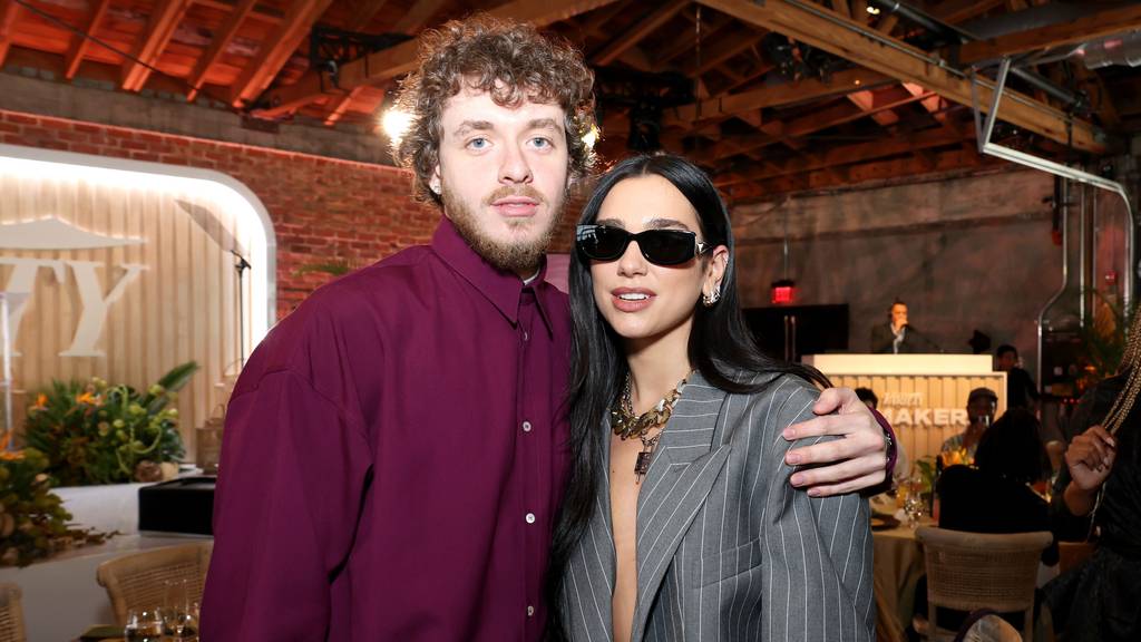 Vielleicht lautete bei Jack Harlow und Dua Lipa das Motto auch: «One Kiss is All It Takes».