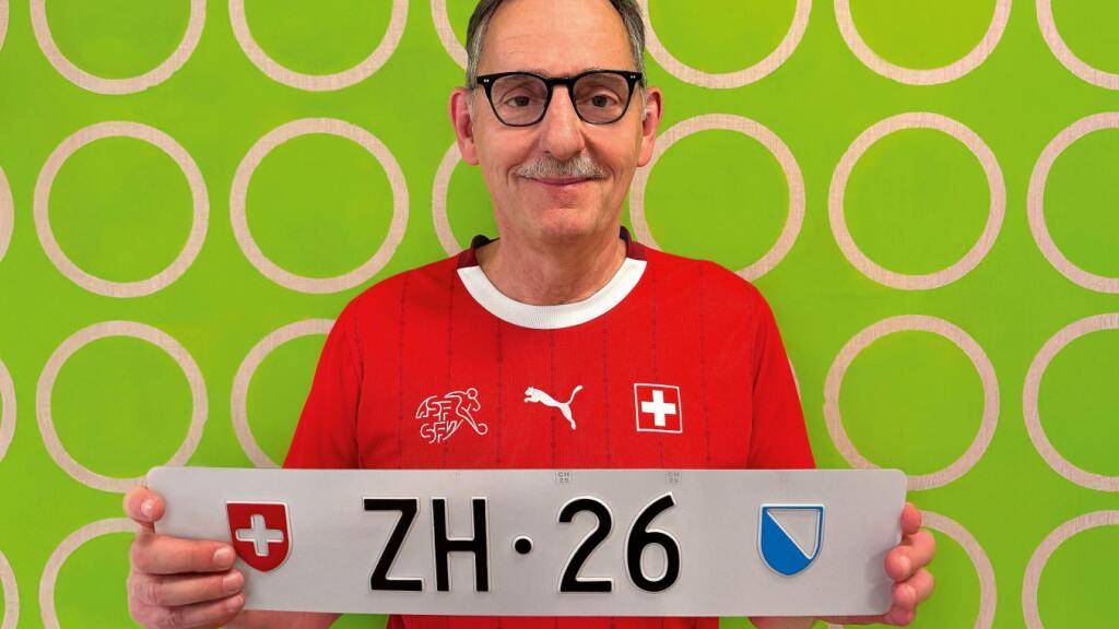 Der Kanton hat das Nummernschild «ZH 26» versteigert. Im Bild Sicherheitsdirektor Mario Fehr (parteilos).