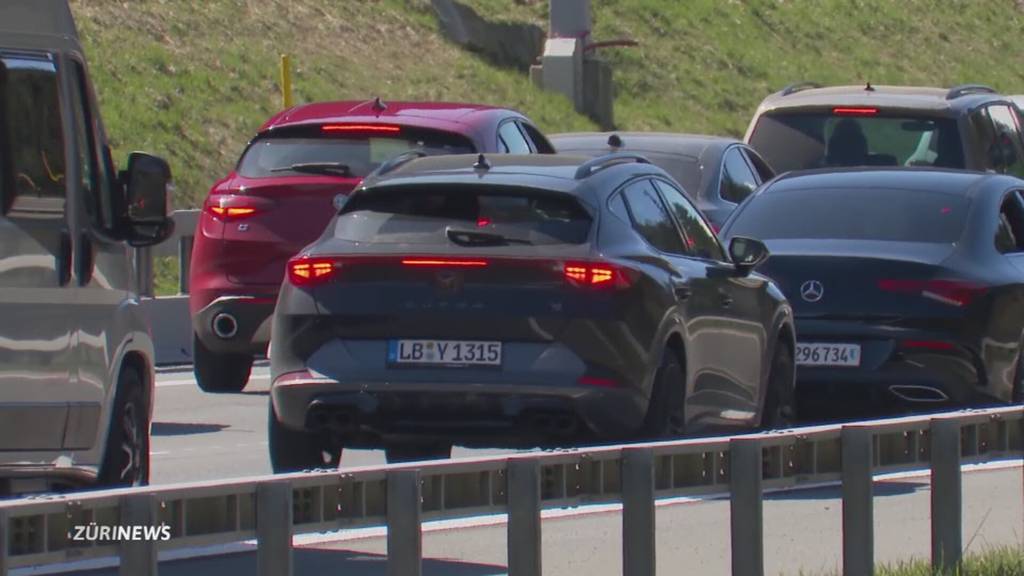 Oster-Rückreise sorgt für Mega-Stau am Gotthard